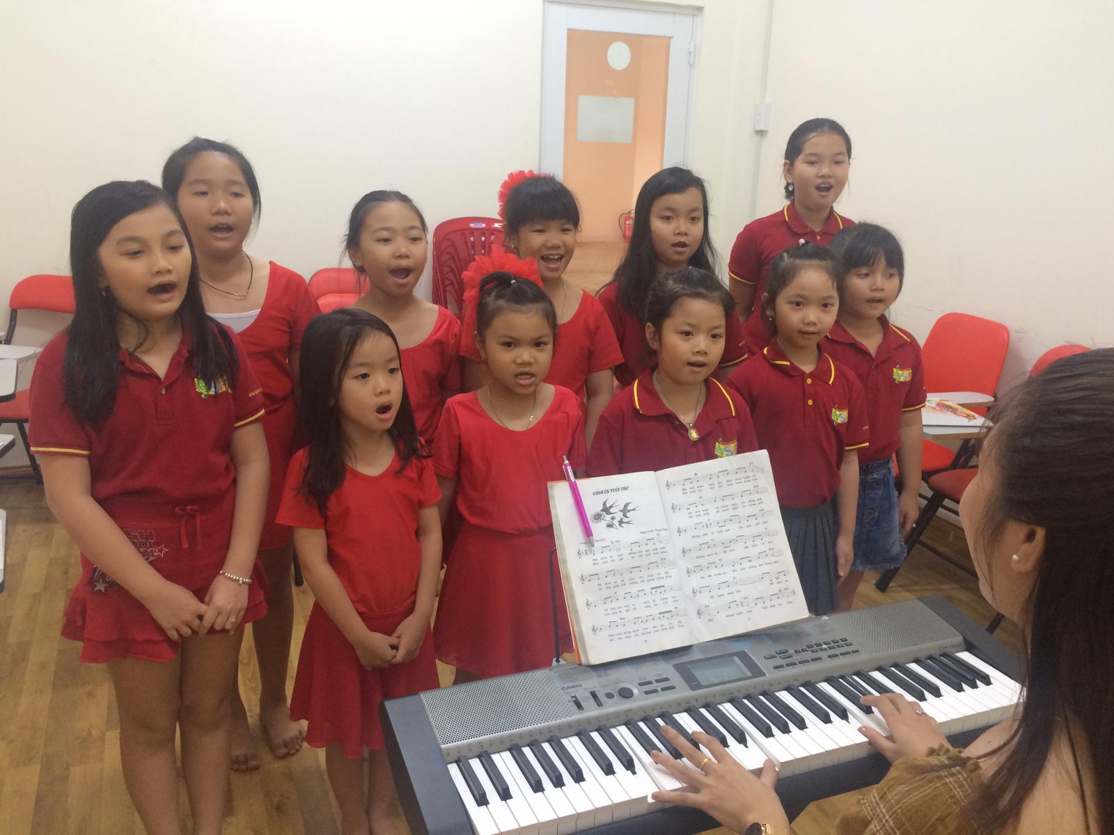 SiĐô chiêu sinh lớp Thanh nhạc cho bé từ 3 tuổi trở lên