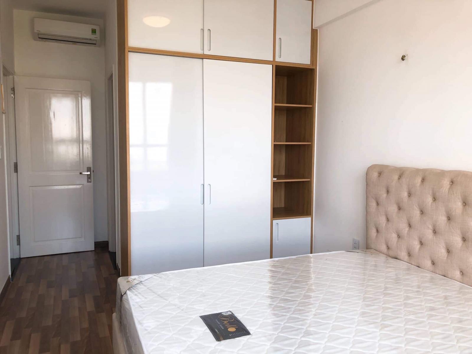 Giá rẻ cho thuê gấp căn hộ chung cư cao cấp Florita 2 phòng Q7