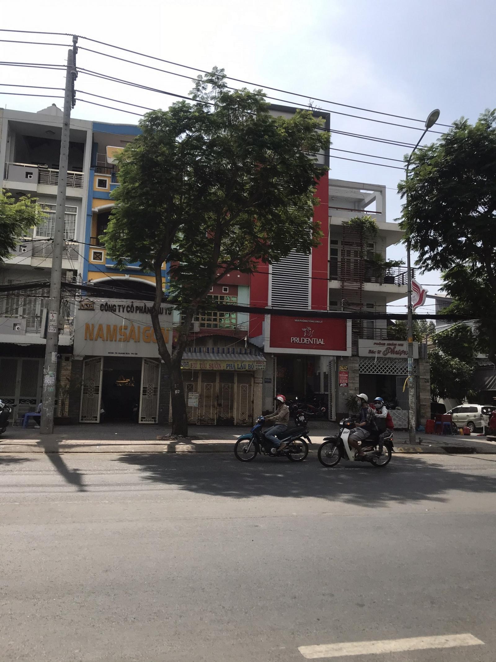 Nhà mặt tiền Tạ Quang Bửu ngay chung cư Giai Việt, Quận 8