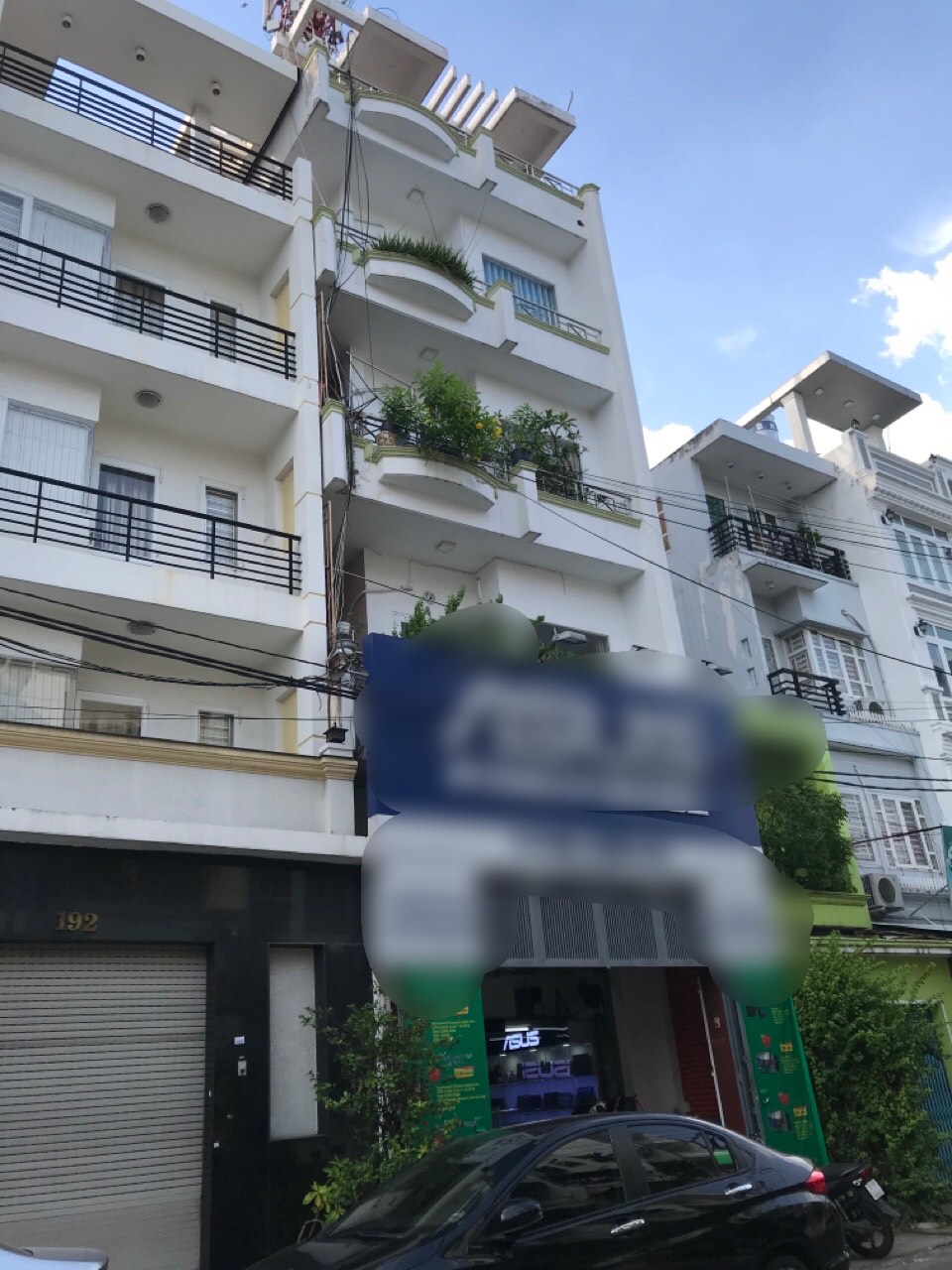 Cần cho thuê nhà gấp gia đình định cư nước ngoài, đường 3/2, p6, q10 Diện tích: 3 x 10, nở hậu 6m 1 trệt, 1 lửng, 3 lầu Giá thuê: 32tr/tháng
