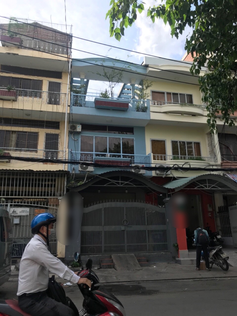 Cho thuê nhà NC đường Nguyễn Lâm, P6, Q10 Diện tích: 3 x 10 1 trệt, 1 lửng, 3 lầu, nở hậu 6m Giá thuê: 32tr/tháng 