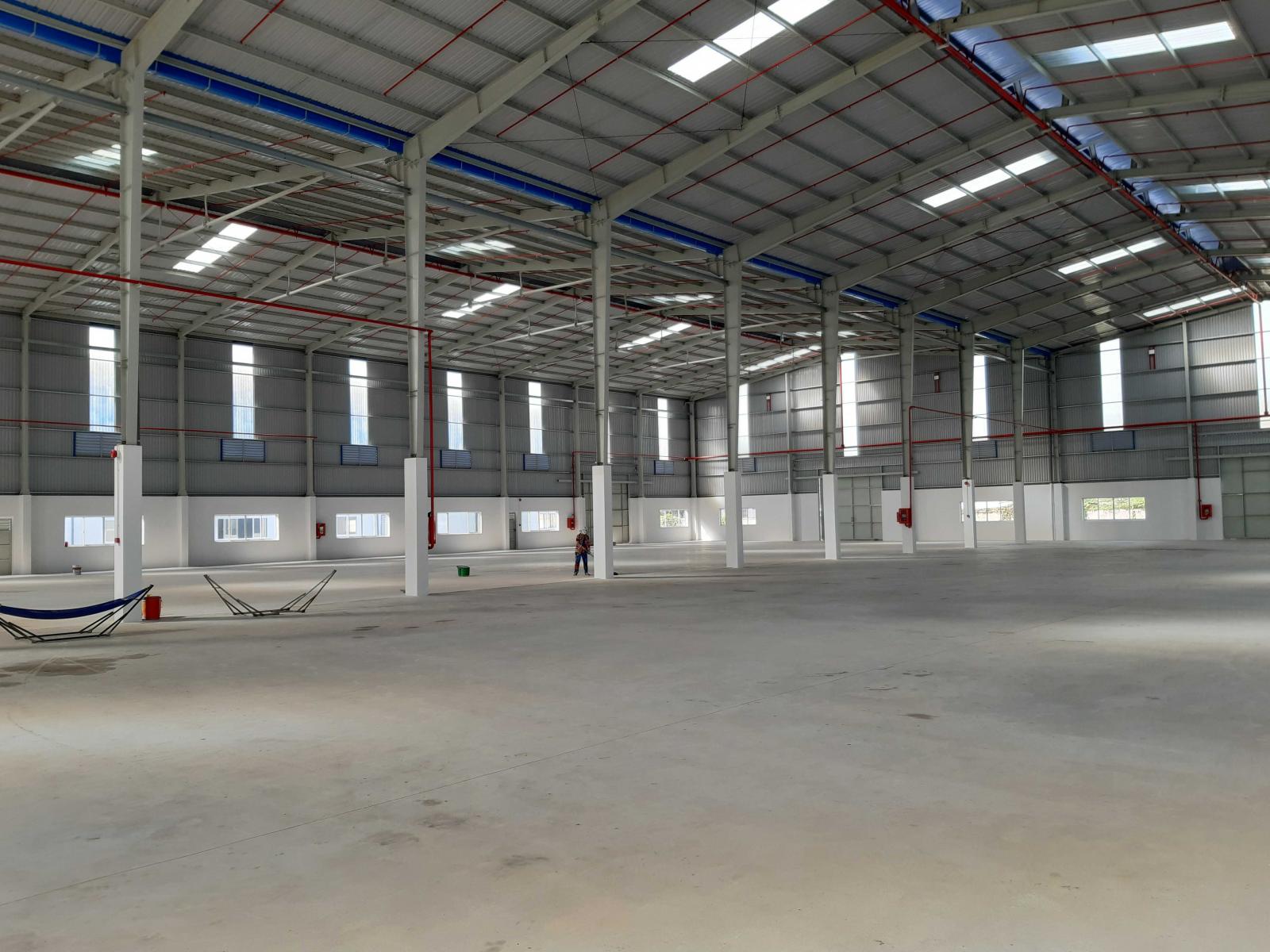 2,800 m2 Kho xưởng mặt tiền đường 12 m Hương Lộ 2 - Gần Tân Hòa Đông.