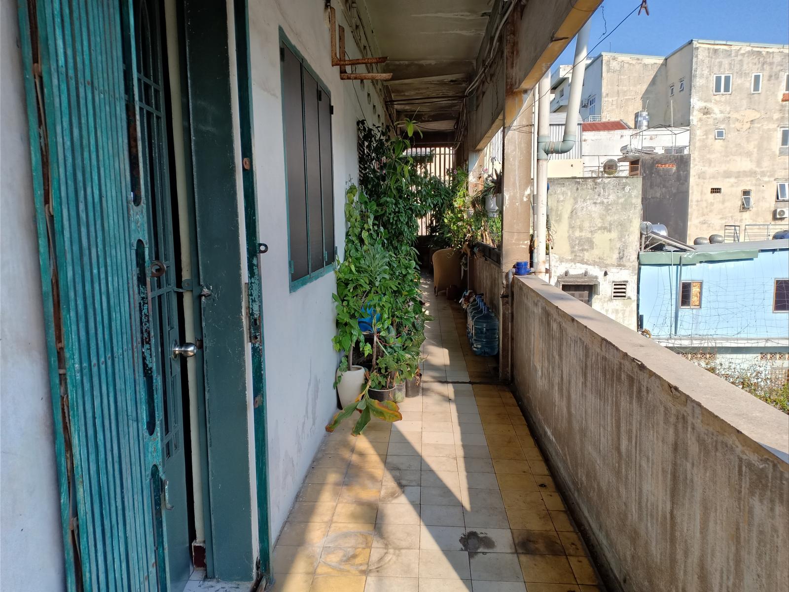Cho thuê căn hộ chung cư cũ 276 Nguyễn Tất thành, P.13, Q.4 Tp.HCM (bên cạnh trường cấp 2 Vân Đồn)