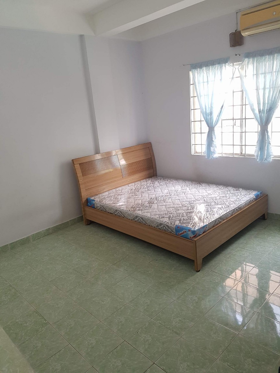 Cho thuê căn hộ Ngô Quyền Quận 5 giá 9 triệu/tháng, 2 PN, 2 WC, nội thất đầy đủ, giá 9 triệu/tháng