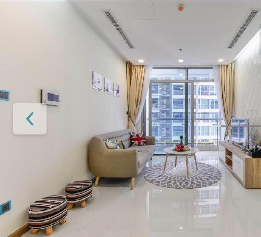 Căn hộ 3 PN, 2 WC, đầy đủ nội thất, hiện đại, có ban công tại Saigon South Residences.