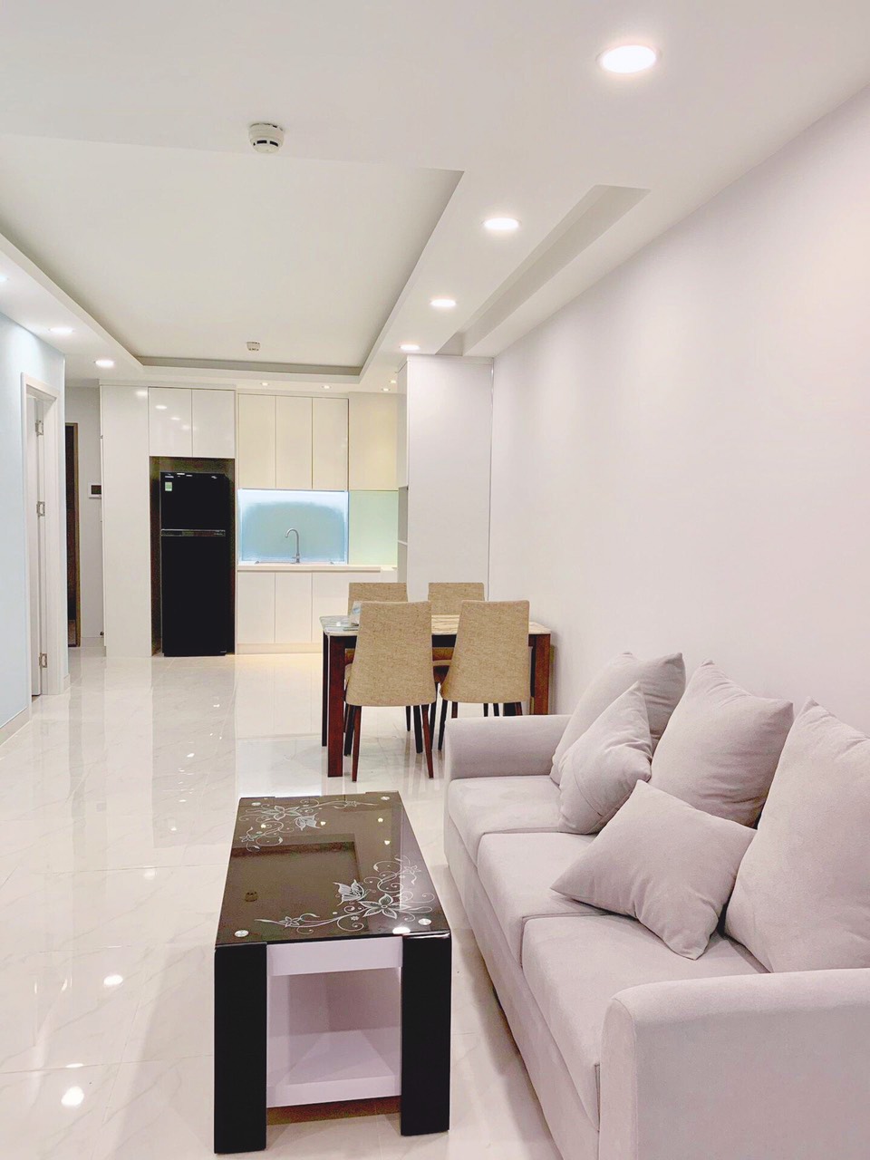 Cho thuê căn hộ Cao cấp Saigon South Residence, 2 phòng ngủ, Tặng phí quản lý 12 Triệu