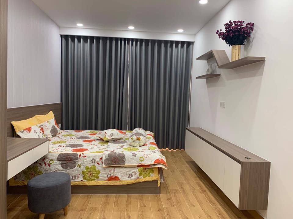 Cho thuê căn hộ cao cấp Saigon South Residence 2 phòng ngủ, miễn phí phí quản lý.