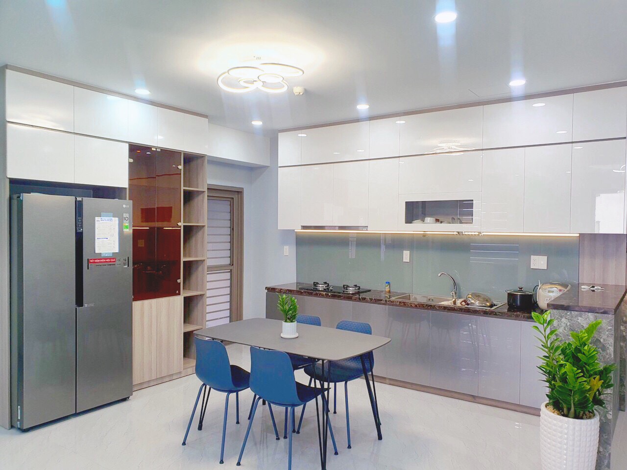 Cần cho thuê căn hộ Saigon South Residence, 3 Phòng Ngủ