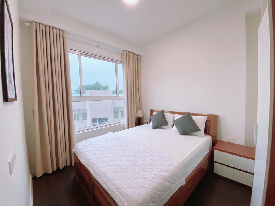 Cho thuê căn hộ 2PN-2WC chung cư Golden Mansion đường Phổ Quang giá 14triệu bao phí 1 năm. LH 0932192028-Mai