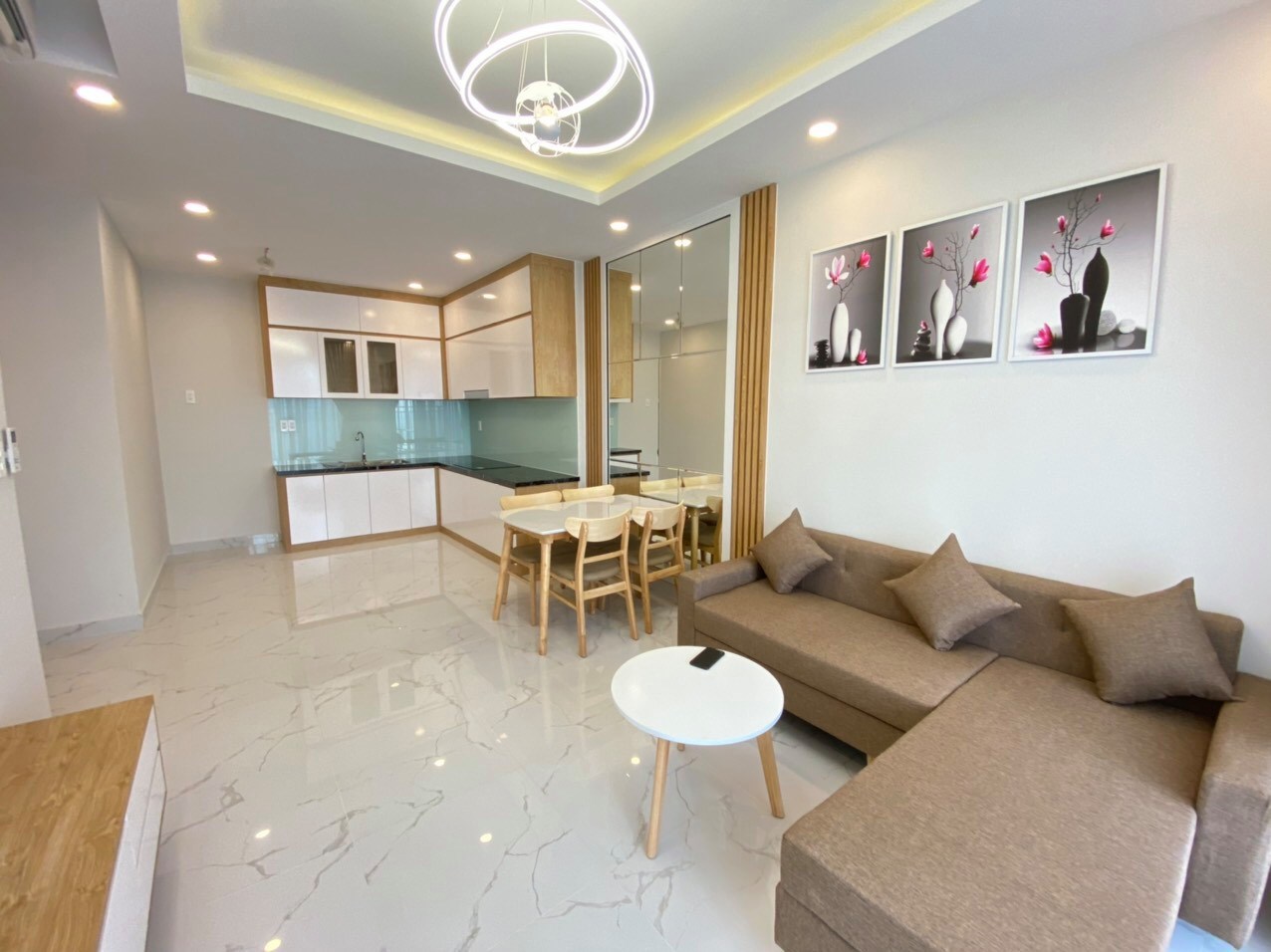  Cho thuê căn hộ Saigon South Residence, 2 Phòng Ngủ, Nhà Mới 100%