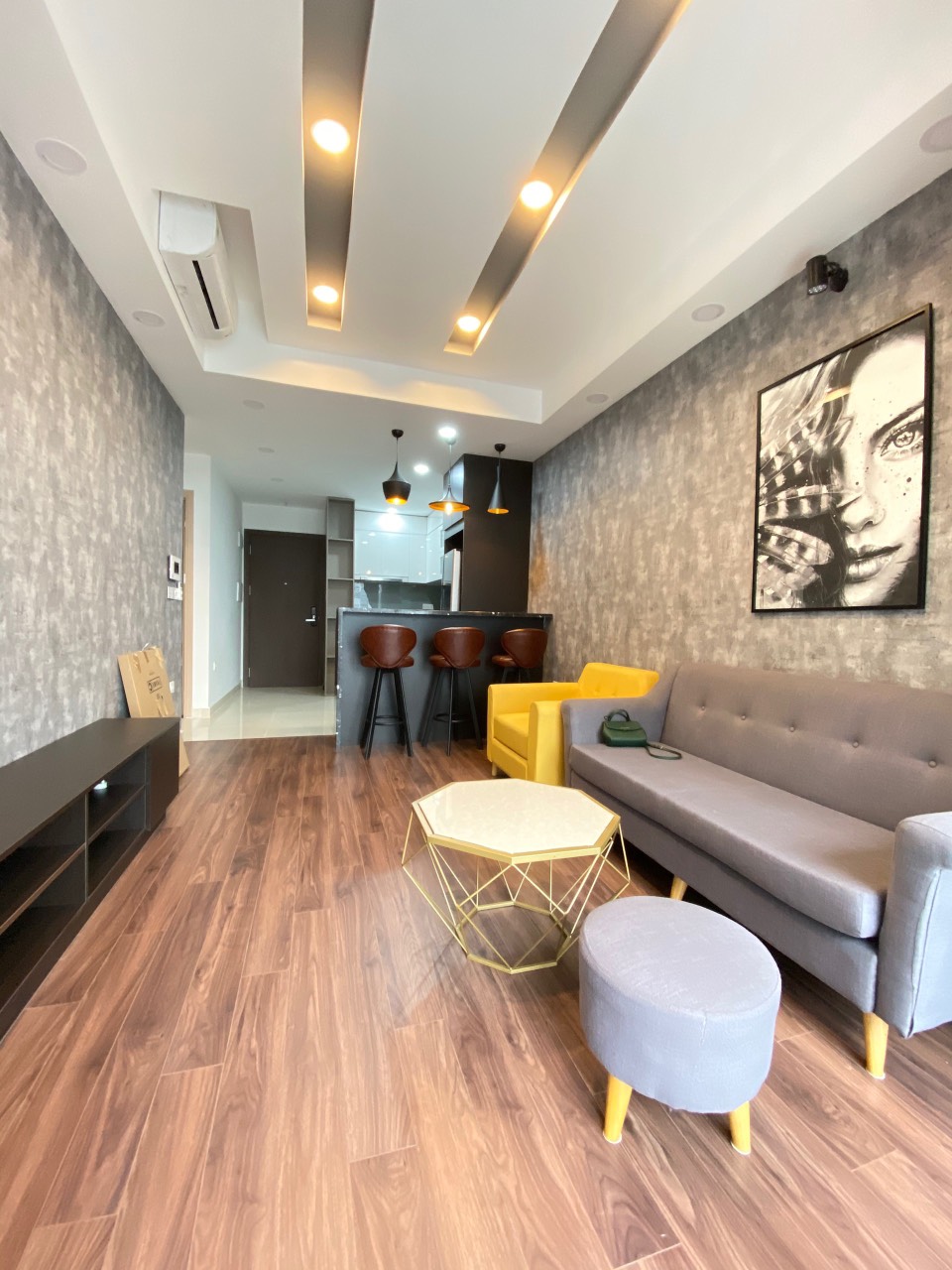 Cần cho thuê căn hộ Saigon South Residence, 3PN, Được Miễn phí phí quản lý