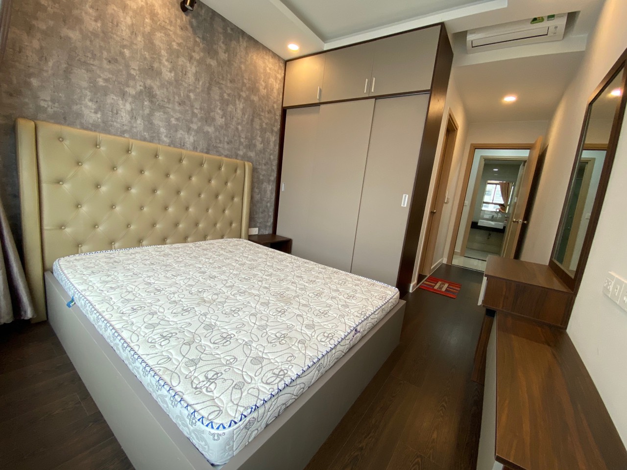 Cần cho thuê căn hộ Saigon South Residence, 3PN, Được Miễn phí phí quản lý