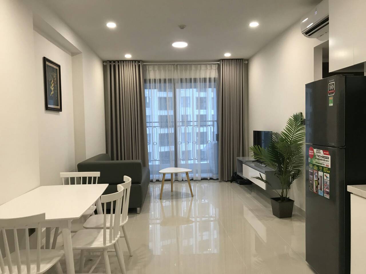 Cần cho thuê căn hộ đầy đủ nội thất tại Saigon South Residence