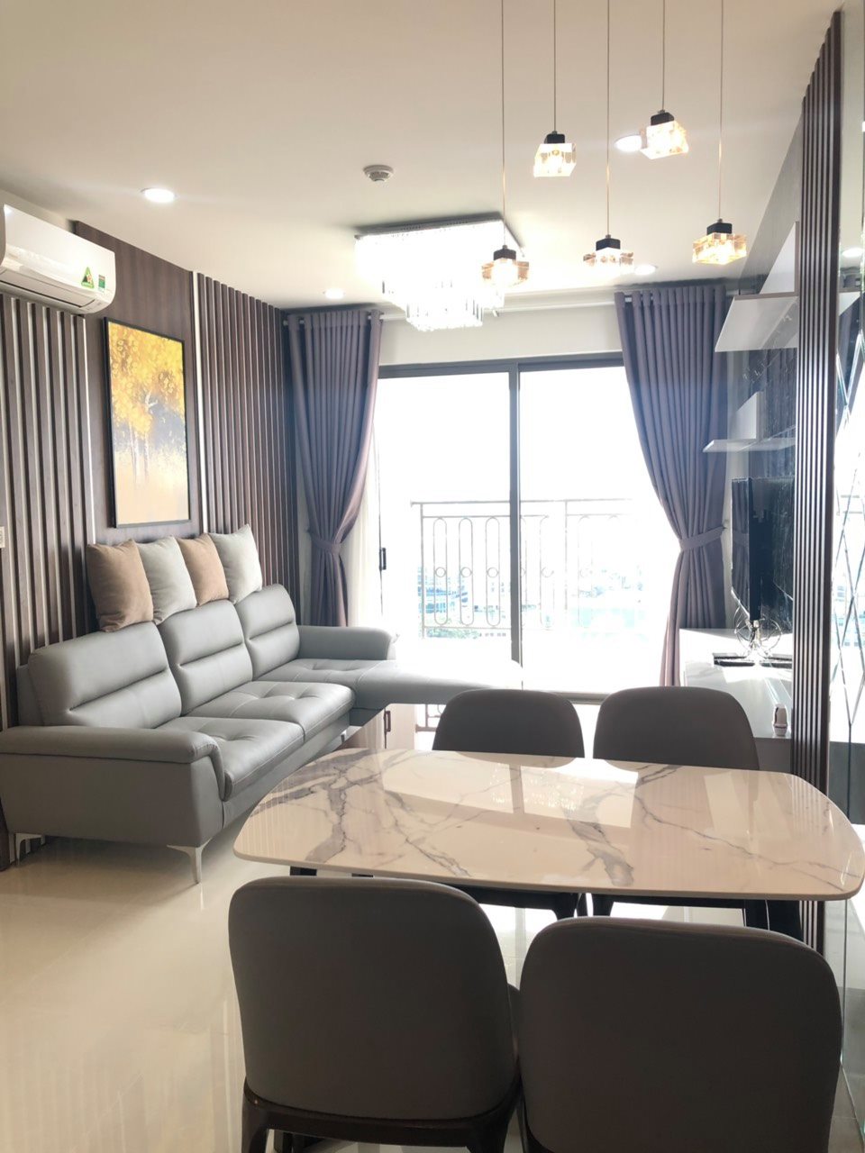 Cần cho thuê CH Saigon South Residence , Mới 100%, đầy đủ nội thất