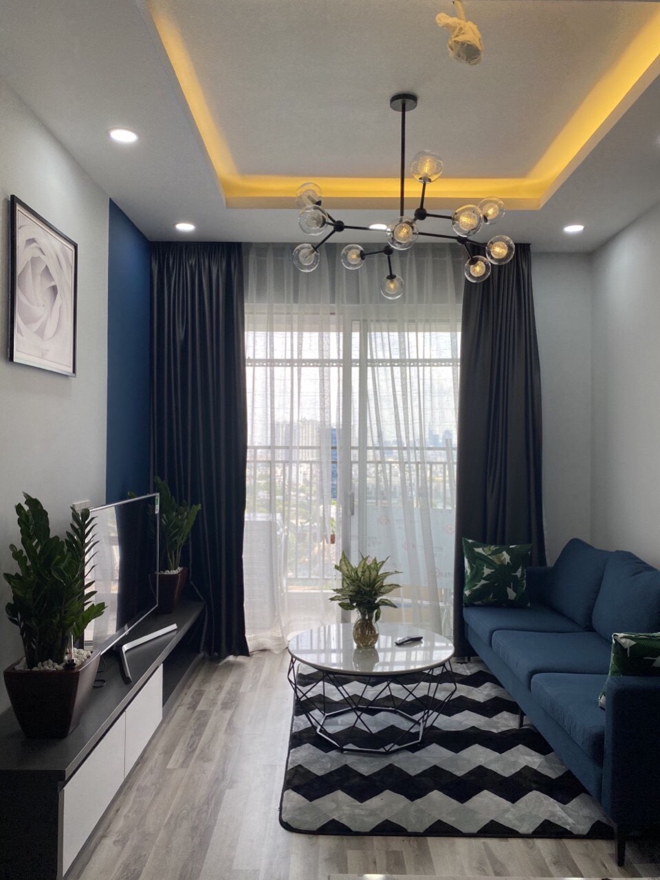 - Cần cho thuê căn hộ Saigon South Residence, đường Nguyễn Hữu Thọ, Nhà Bè, Tp.HCM.