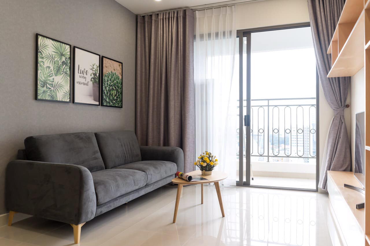 Cần cho thuê nhanh căn hộ Saigon South Residence, 2PN, 2WC, nhà mới đẹp, có nội thất.