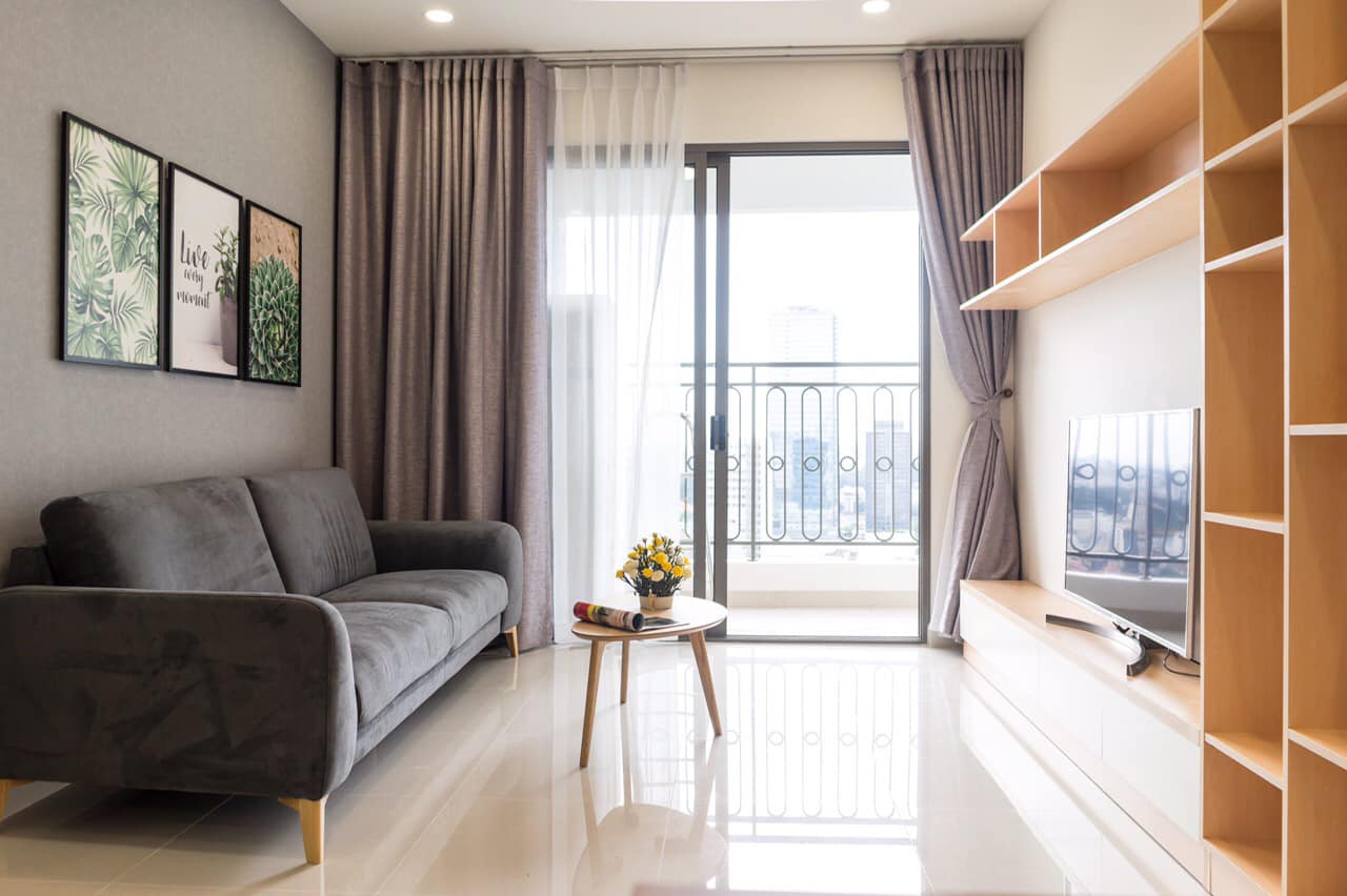 Cần cho thuê nhanh căn hộ Saigon South Residence, 2PN, 2WC, nhà mới đẹp, có nội thất.