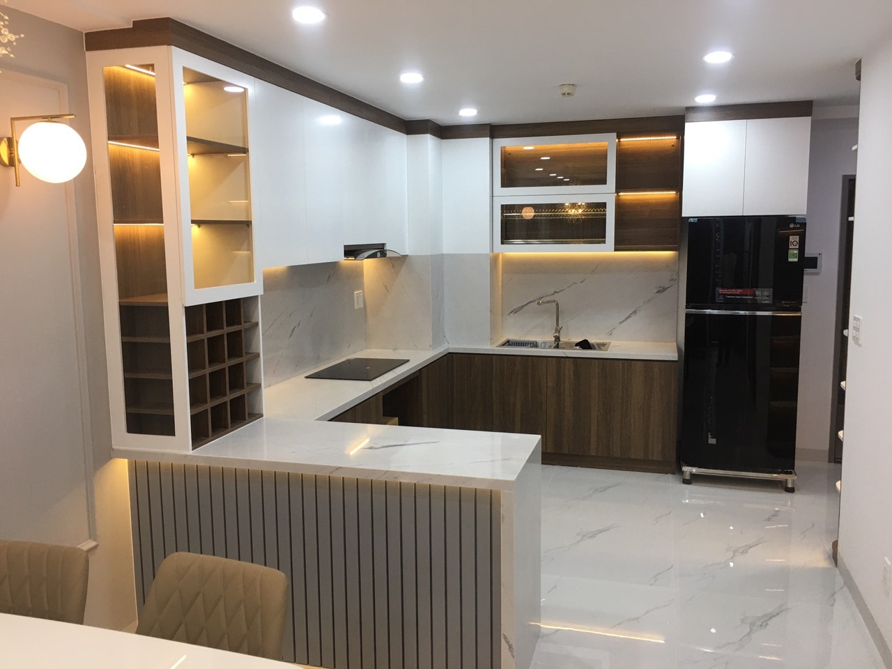 Cho thuê căn hộ Saigon South Residence Phú Mỹ Hưng, Nhà Mới 100%