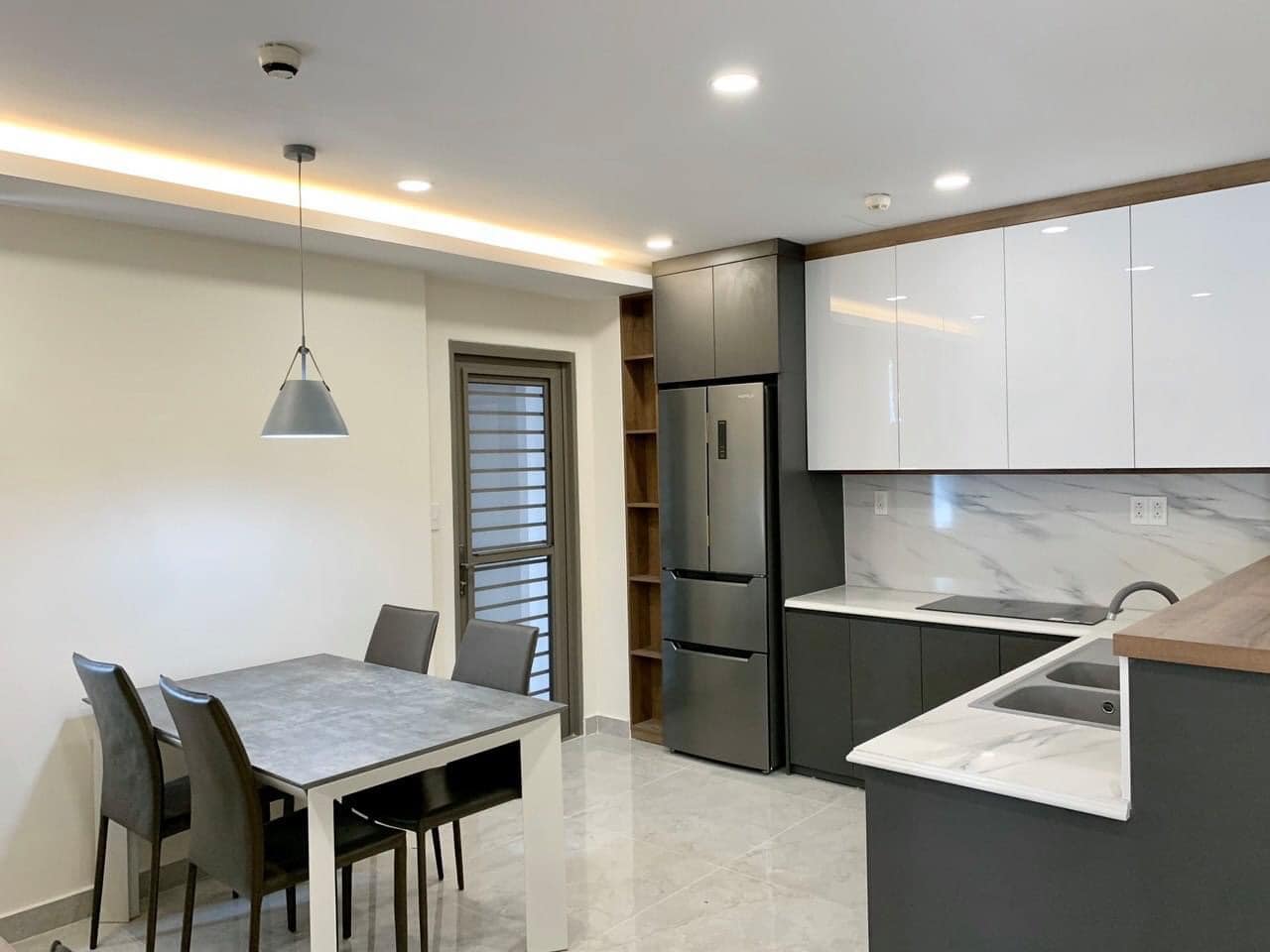 Cho thuê căn hộ Saigon South Residence Phú Mỹ Hưng, Nhà Mới 100%