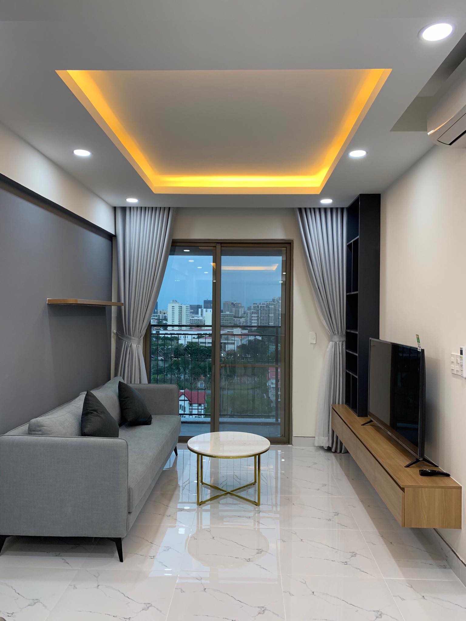 Cho thuê căn hộ Saigon South Residence Phú Mỹ Hưng, Nhà Mới 100%