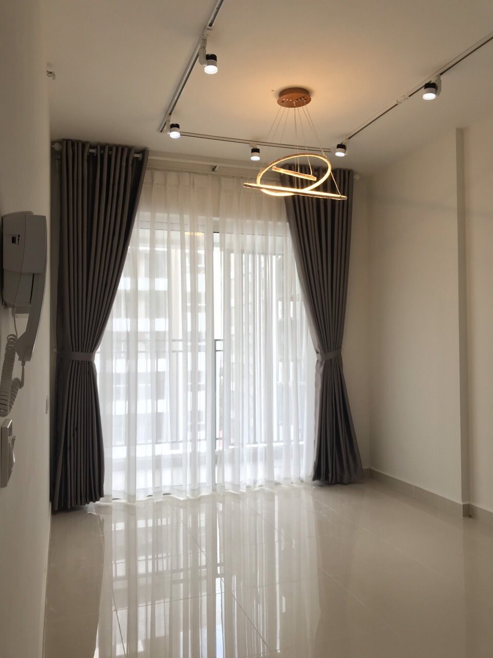 Cho thuê Ch Saigon South Residences Phú Mỹ Hưng, Miễn Phí Phí quản lý, Nhà Mới 100%