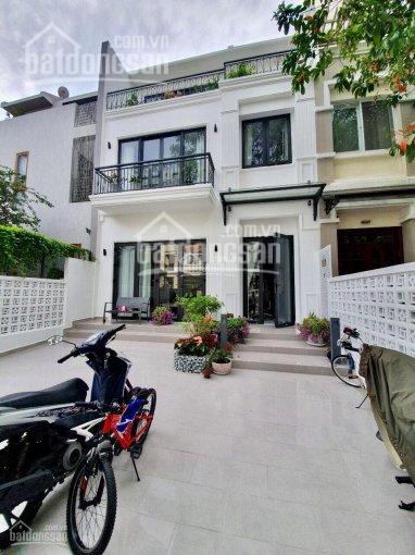 Cần cho thuê gấp biệt thự Hưng Thái PMH, Q7 nhà đẹp lung linh, giá rẻ nhất thời điểm LH: 0914241221 (Ms.Thư) 