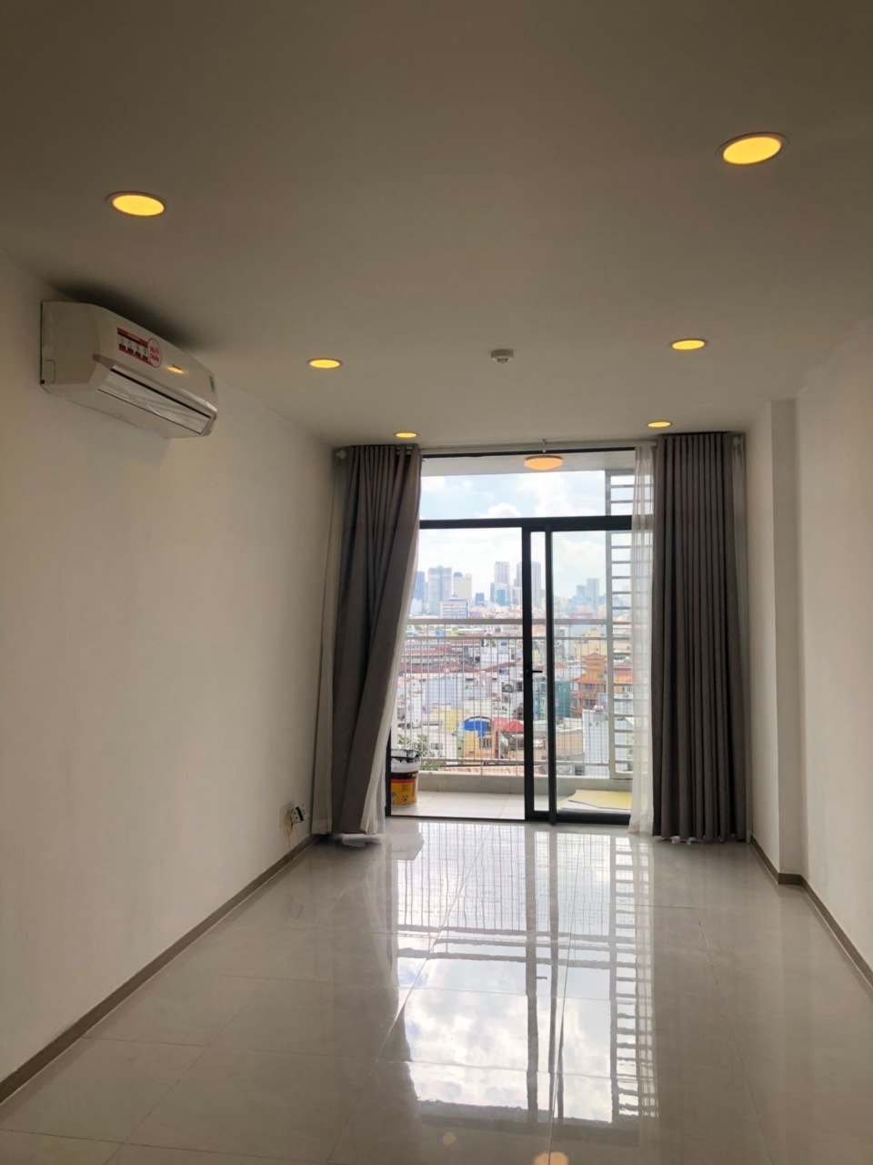 Cần cho thuê CH Saigon South Residence, Mới 100%, Miễn phí phí quản lý