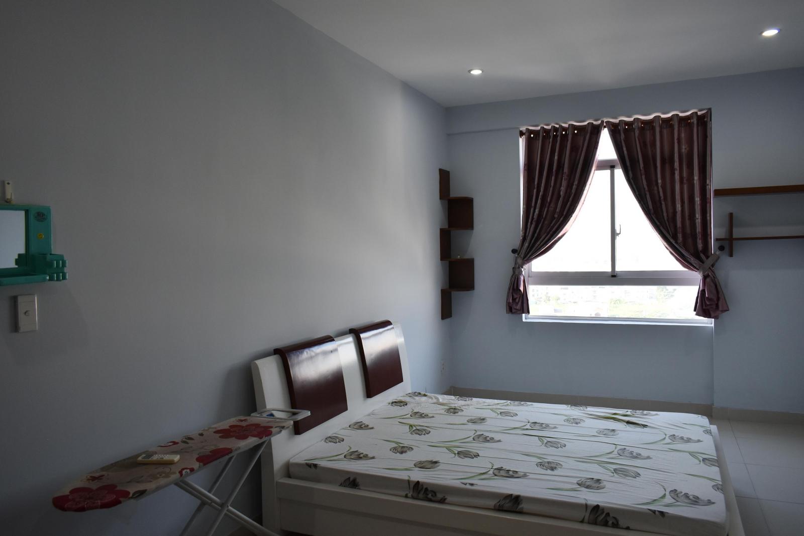 Tôi cho thuê gấp căn hộ Ngọc Lan, 2pn,2wc đầy đủ nội thất 35 Phú Thuận Q7. Cạnh Phú Mỹ Hưng