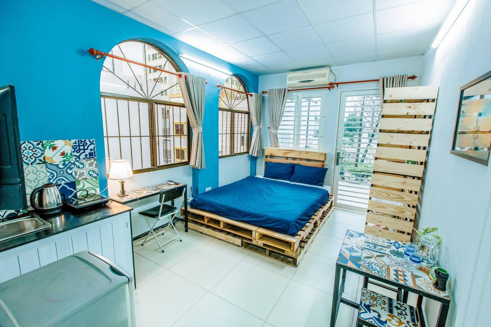 Cho thuê nhà làm căn hộ, homestay đường Nguyễn Bỉnh Khiêm, P. Đa Kao, Quận 1.  DT: 4 x 25m