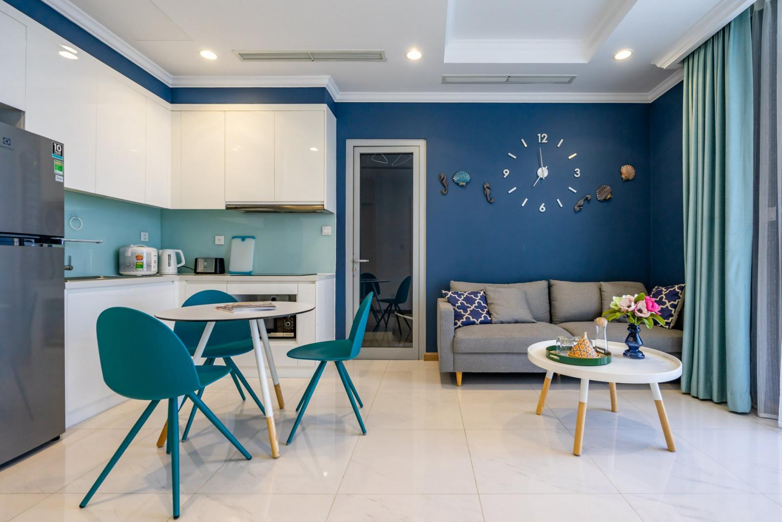 Cho thuê căn hộ cao cấp Saigon South Residence 2 phòng ngủ, miễn phí phí quản lý.