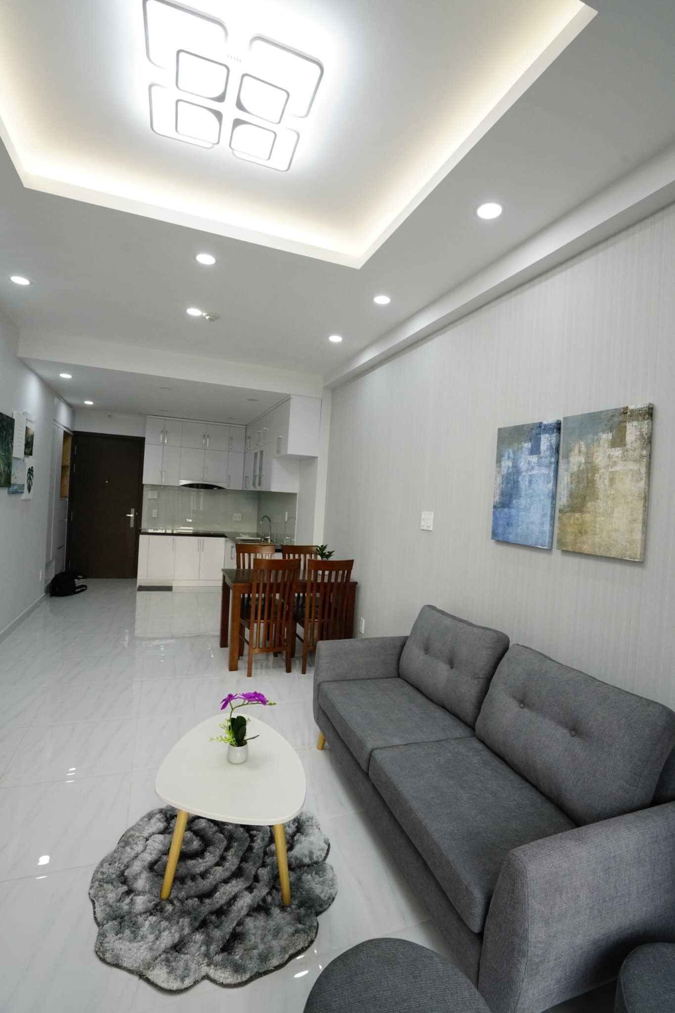 - Cần cho thuê căn hộ Saigon South Residence, đường Nguyễn Hữu Thọ, Nhà Bè, Tp.HCM.