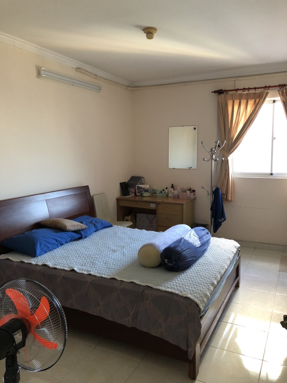 Chính chủ cho thuê căn hộ cao cấp Phúc Thinh Quận 5 giá 9 triệu/tháng, có nội thất, 2 phòng ngủ