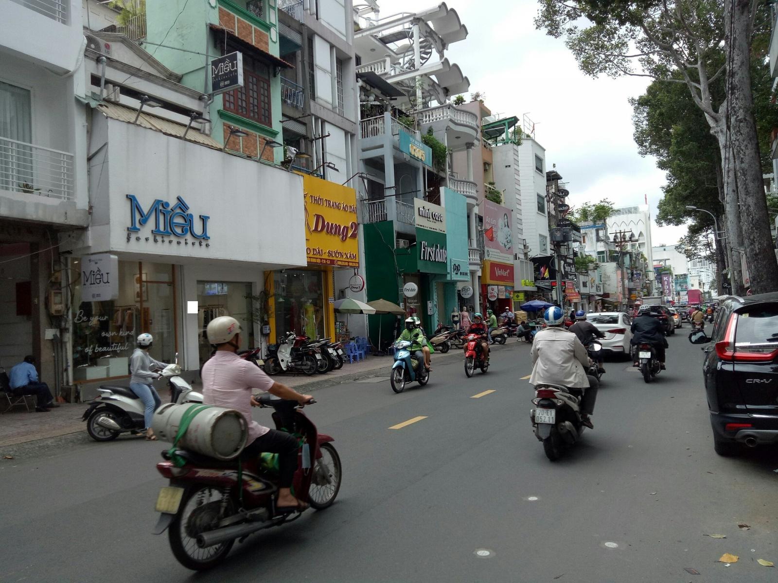  Cho thuê nhà 168m2 Trần Quang Diệu,Q3 làm shop thời trang,Spa GIÁ 55tr