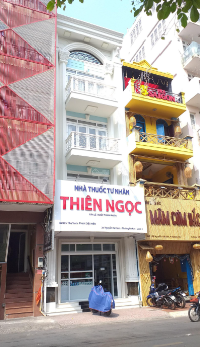 Cho thuê nhà đường Nguyễn Văn Giai Quận 1 - 5tầng 4x11m - 22triệu/th