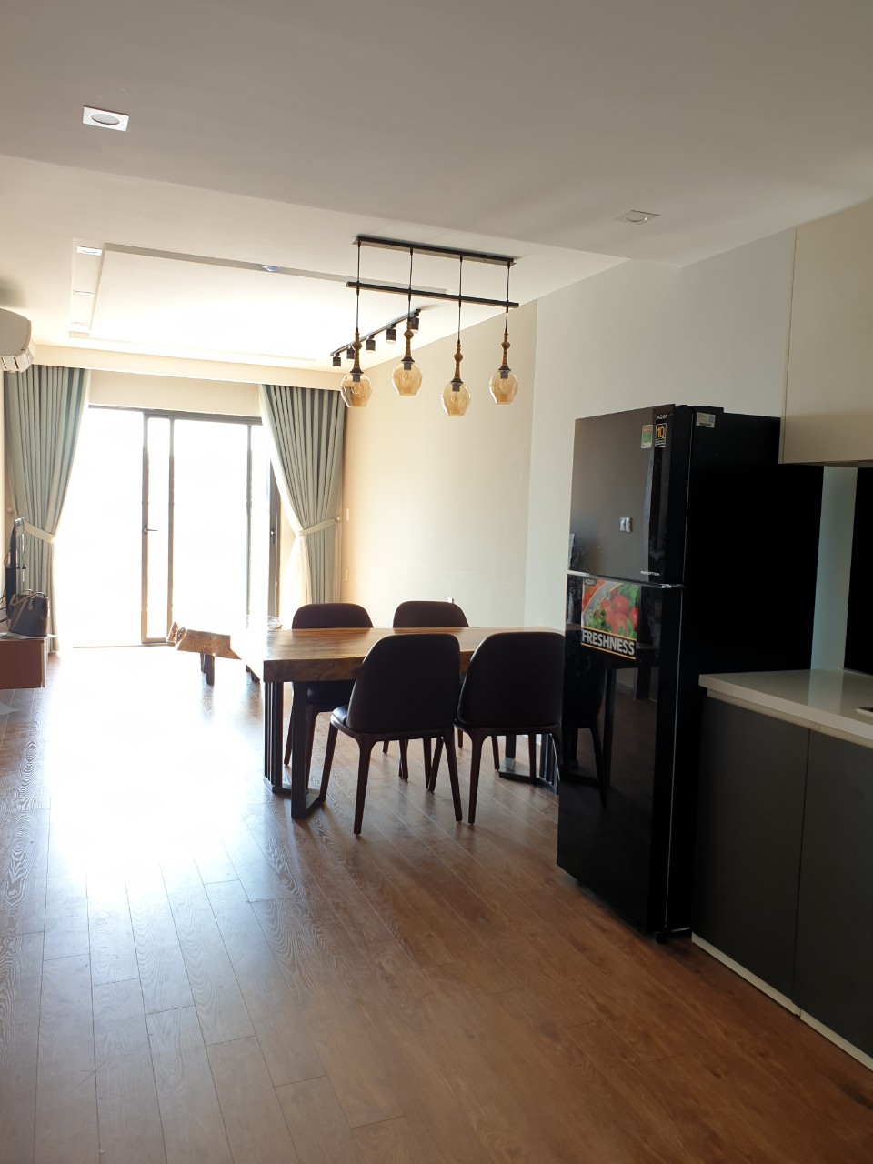 Cho thuê căn hộ De Capella 2PN giá chỉ 15,5 triệu full nội thất