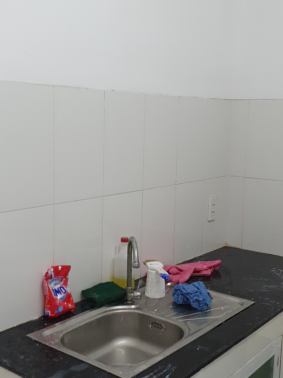 Nhà làm căn hộ dịch vụ- Quận Tân Bình, 4 PN – 4WC, 11 TR/Tháng, ngay Cộng Hòa, nhà mới sửa