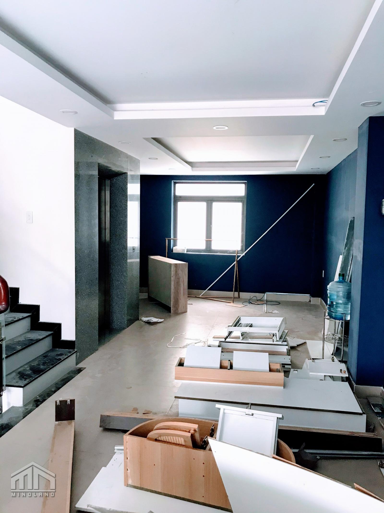 Cho thuê 3 tầng mặt tiền Shophouse làm văn phòng dtsd: 200m2 trong KDC Vạn Phúc City Thủ Đức
