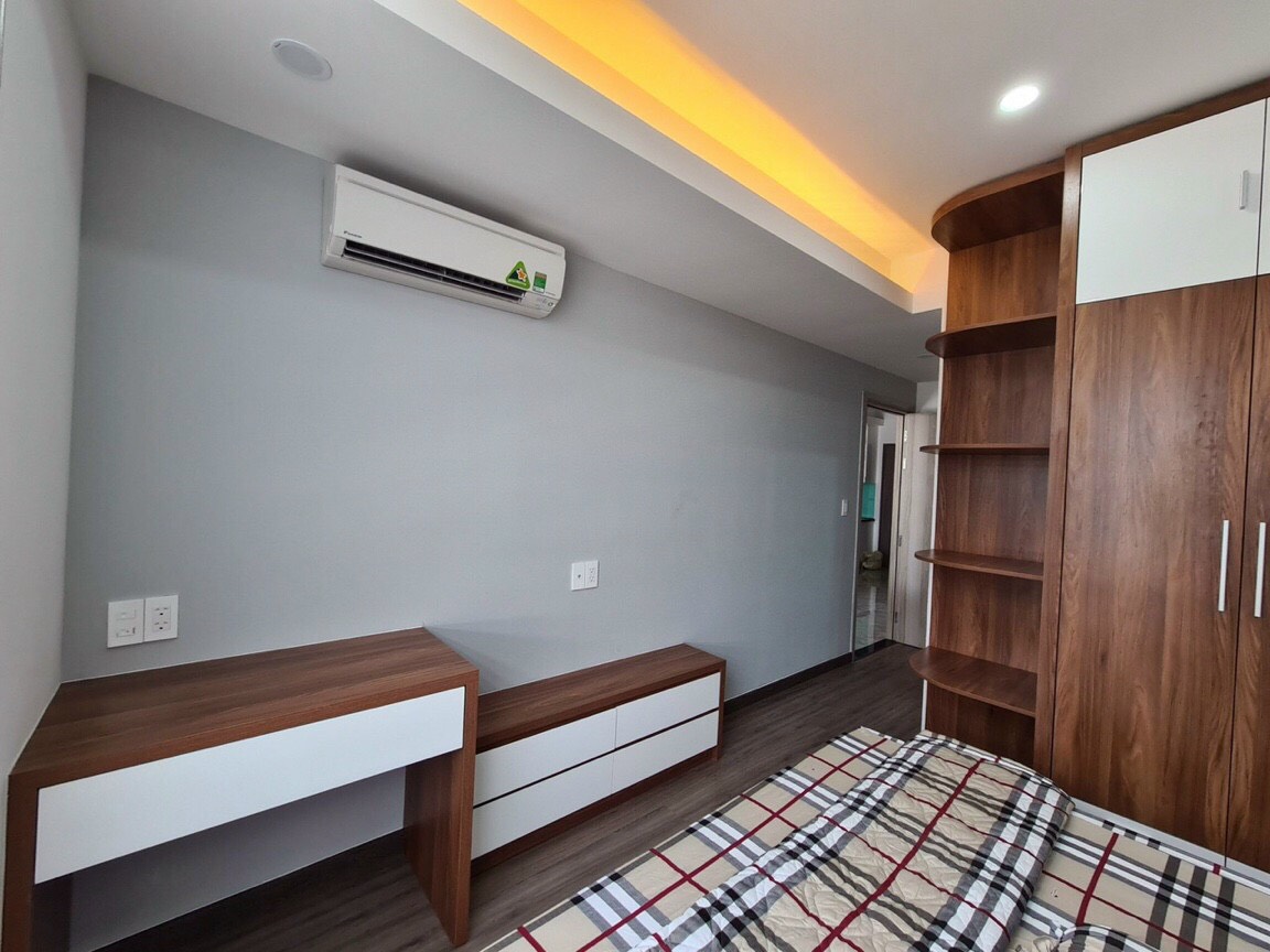 Cho thuê  Căn hộ Saigon South Residence, 2PN, Mới 100%, Y Hình 