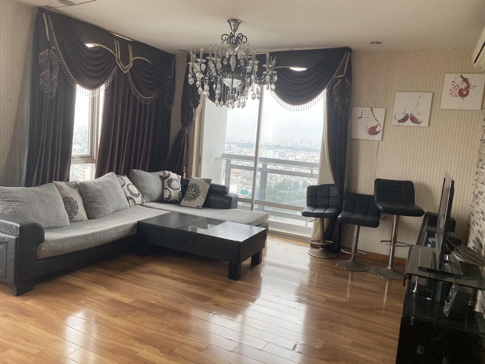 Cần cho thuê gấp căn hộ chung cư Horizon Tower, số 214 Trần Quang Khải, Quận 1. 108m2 02 phòng ngủ đầy đủ nội thất.