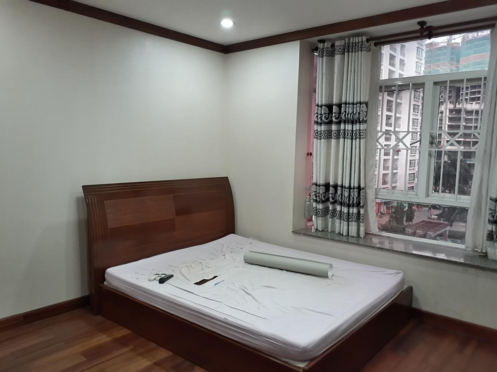Cho thuê căn hộ chung cư tại Dự án New Saigon-Hoàng Anh Gia Lai 3, DT 121m2, 3PN, 12 triệu/tháng