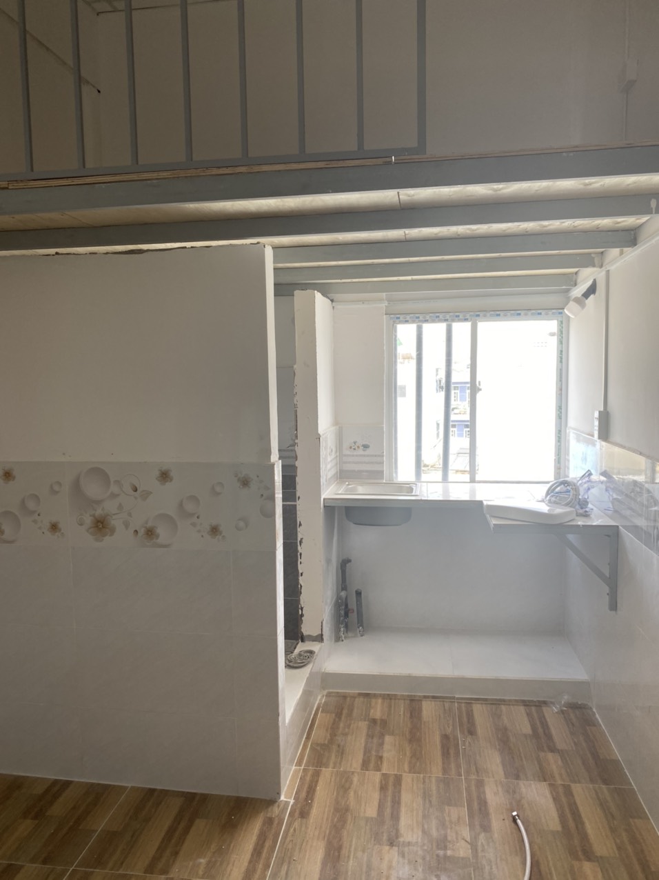 Cho thuê phòng 20m2 mới 100% MT 102 Trần Văn Quang, P. 10, Tân Bình