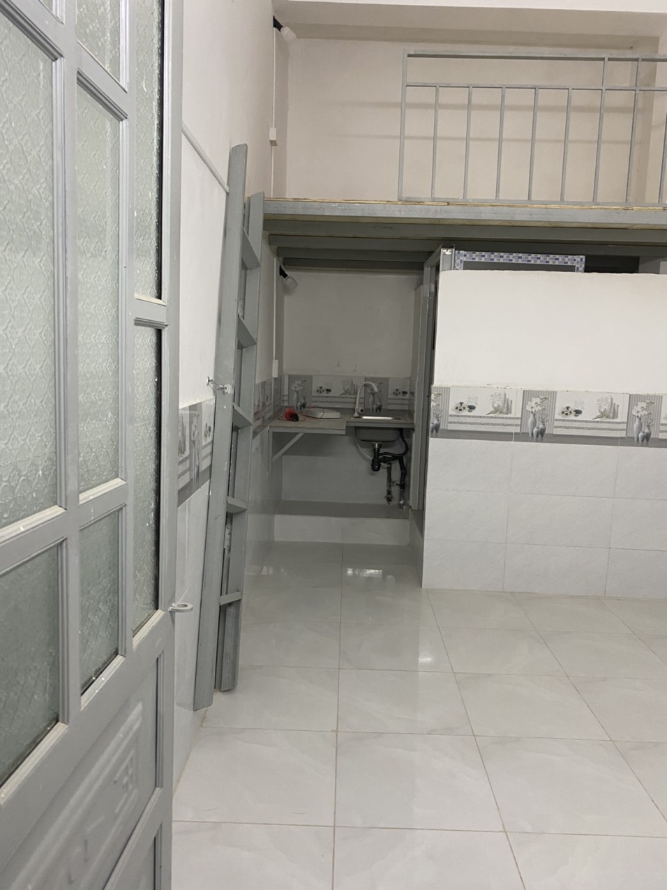 Cho thuê phòng 20m2 mới 100% MT 102 Trần Văn Quang, P. 10, Tân Bình