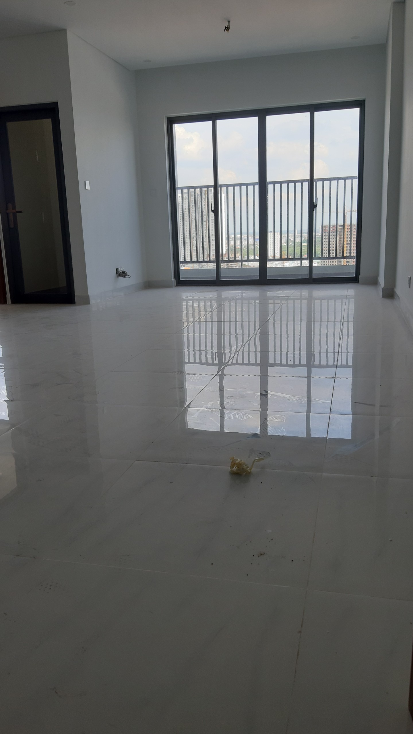 Cho thuê chung cư D-vela, quận 7, 2pn, 7 triệu/ tháng, LH 0916.808038