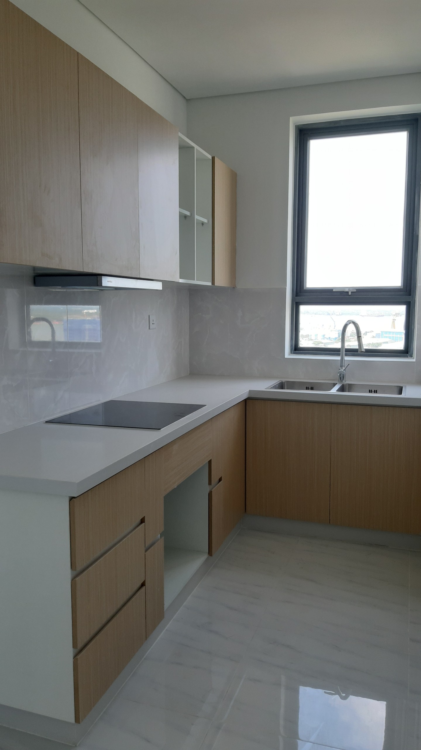 Cho thuê chung cư D-vela, quận 7, 2pn, 7 triệu/ tháng, LH 0916.808038