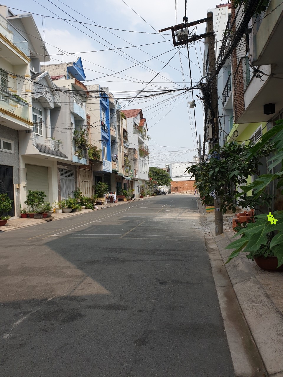 Nhà hẻm xe tăng Nguyễn Qúy Anh, 3L, ST, view đẹp