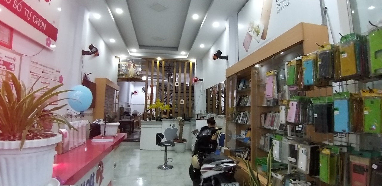Cho thuê nhà mặt tiền kinh doanh khu sung túc ngay ngã 3 Nguyễn Hồng Đào, phường 14, Quận Tân Bình
