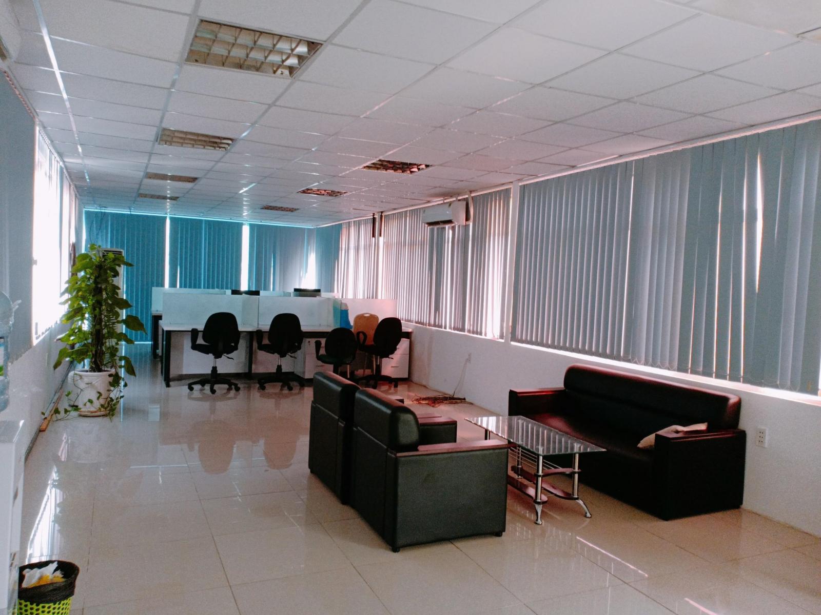 Cho thuê văn phòng ở Võ Văn Tần, Quận 3, 75m2 - 25 triệu