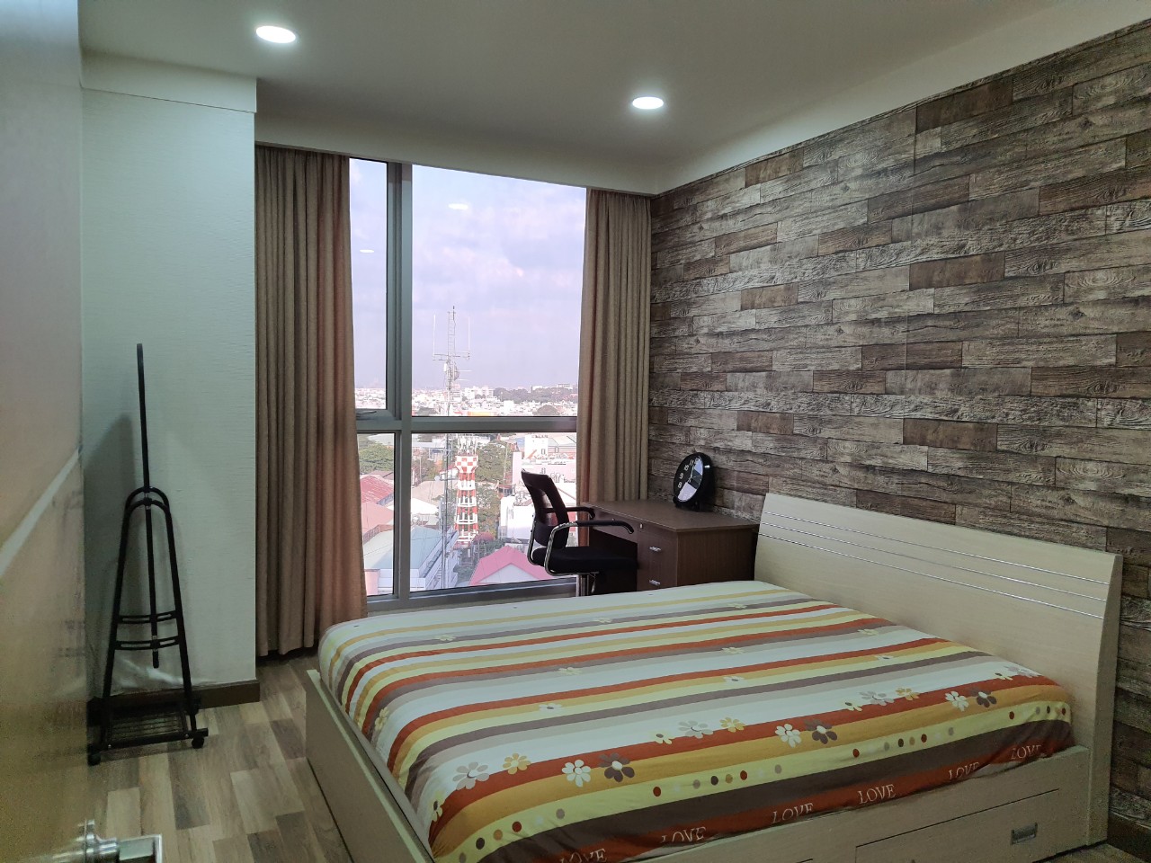 Căn hộ 1 Phòng ngủ lớn tại Sai Gon Airport Plaza, Full nội thất, Giá chỉ #13Tr bao phí