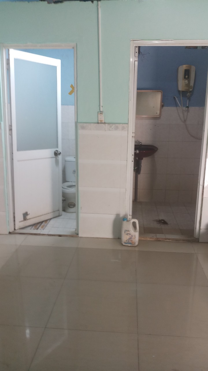 CHÍNH CHỦ CẦN CHO THUÊ NHÀ TẠI 39/23/15 HOÀNG BẬT ĐẠT, P15, Q. TÂN BÌNH .TP HCM