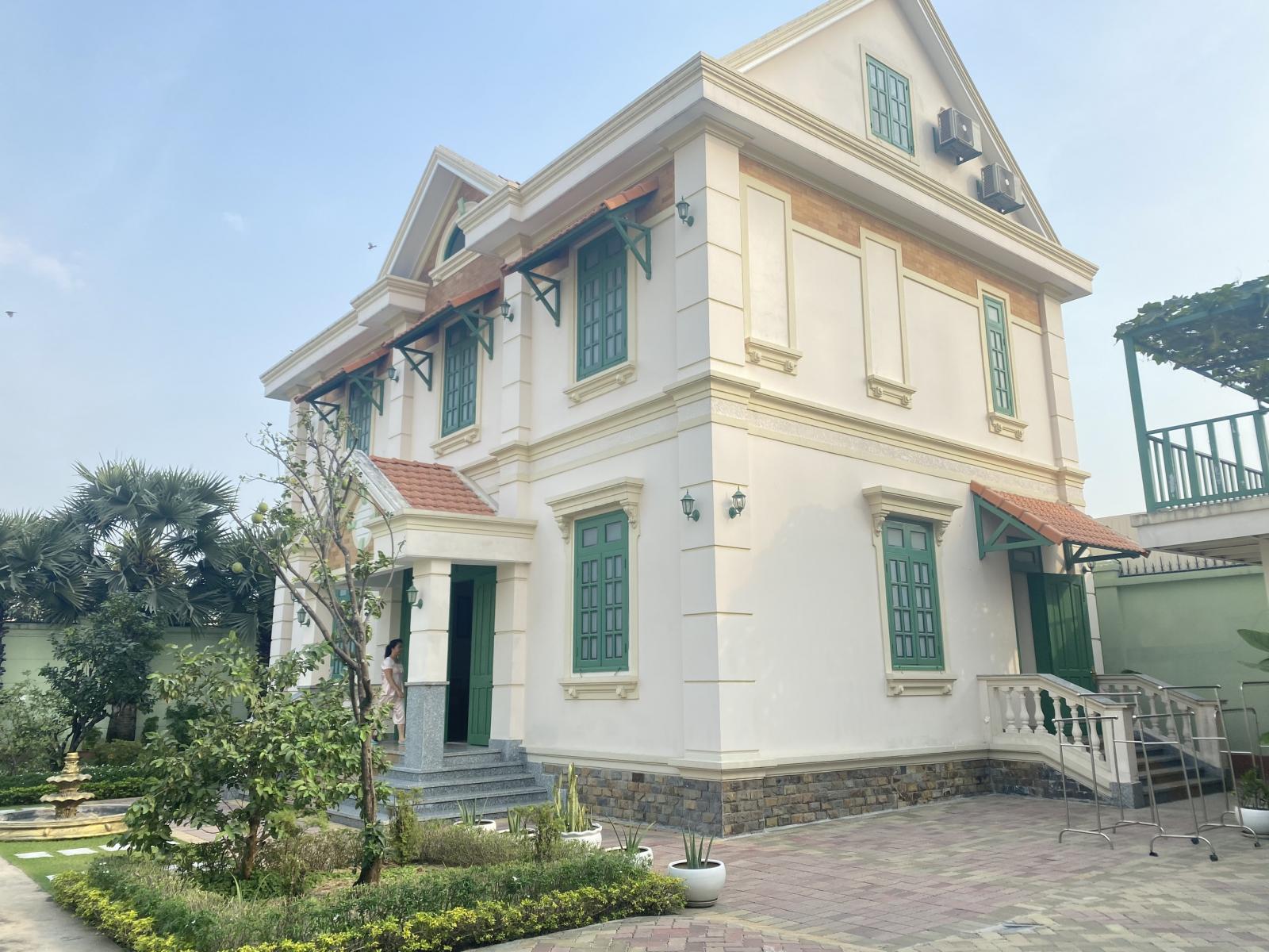 Biệt Thự Compound Nguyễn Văn Hưởng Hồ Bơi Sân Vườn Rộng 